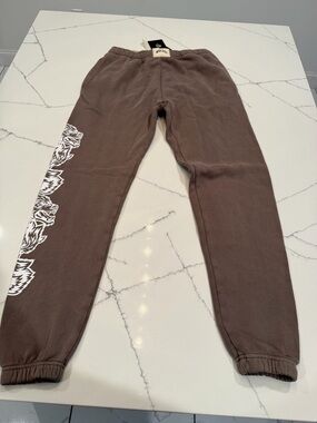 Darc Sport Women’s Brown Graphic Jogger Sweatpants